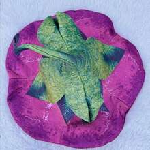 1顶毛毡派对帽，复古莲花造型，牵牛花设计，新年派对帽，毛毡材质