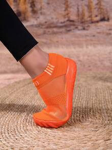 ZVB Couples Water Shoes For Bare Foot Lovers, Soft Bottom Women Beach Shoes Suitable For Swimming, Diving, Fishing, Outdoor Quick Dry Summer Sandals, Non-Slip And Breathable Water Shoes - 橘色 - 查看 8