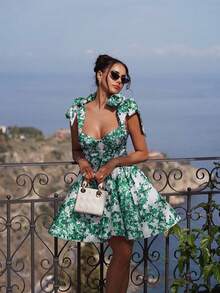 Women's Sexy Low Cut Vacation Style Fitted Floral Print Tie Waist A-Line Skirt Mini Backless Slim Strap Halter Short Dress, Vintage Elegant Swing Party Organza Temperament Bridesmaid Prom Evening Gowns, New Casual Wear Dresses, Spring Summer Fall