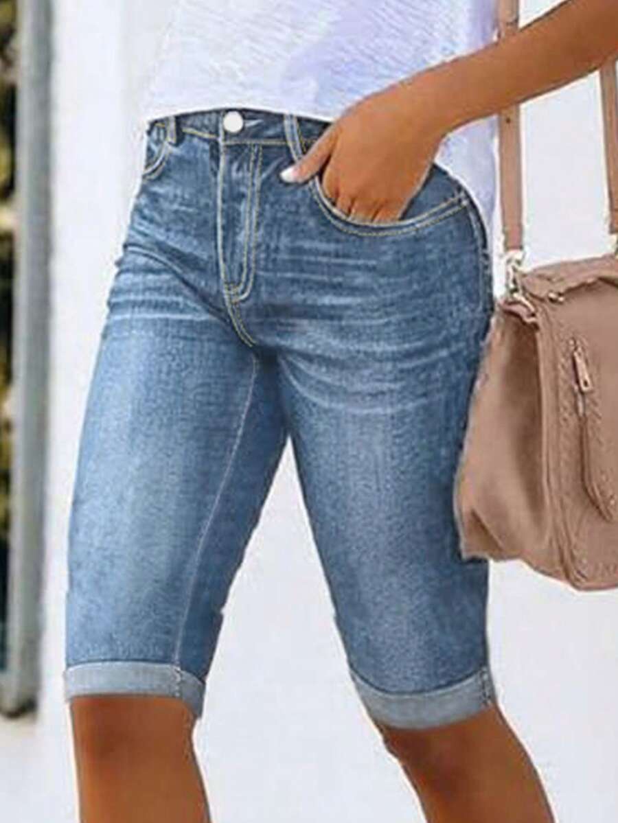 Women's Elegant Skinny Cuffed 3/4 Light Blue Denim Jeans, Casual Summer - Light Wash - View 1