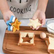 6pcs Bread Cutting Mold/Double-Layer Two Pieces Baking Tool Set/Creative Cartoon Biscuit Mold/Round Square Love Shape And Various Shape Molds/Sandwich Mold/Sandwich Bread Cutting Mold, Biscuit Cutting Knife Embossing/Biscuit Embossing Fruit Cutting Device