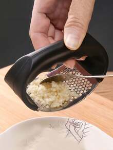 金属压蒜器手动压蒜器手持式姜厨房工具，压蒜器，姜碎器，厨房小工具 - 彩色 - 查看 3