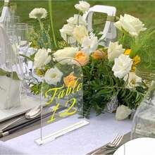 Support de numéro de table en forme d'arche en acrylique, numéro de table de réception de mariage de 10*15 cm avec support et panneau principal, convient pour anniversaire, événement, fête, dîner de mariage, décoration de table. Cadeaux d'anniversaire d'été, fournitures scolaires, décoration de chambre