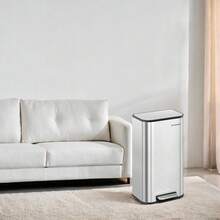 SONGMICS Kitchen Trash Can, 8-Gallon (30 L) Garbage Can With Lid, Stainless Steel, Soft Close And Stays Open, Inner Bucket, Wide Non-Slip PedalKitchen Trash Can, 8-Gallon (30 L) Garbage Can With Lid, Stainless Steel, Soft Close And Stays Open, Inner Bucket, Wide Non-Slip Pedal - Bạc - Xem 1