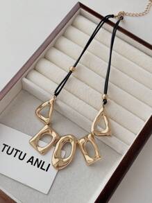 1pc Fashion Minimalist Minimalist Metal Irregular Geometric Short Choker Necklace,Suitable For Women As Daily Wear Jewelry Accessory, Gift