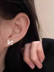 2pcs Delicate Butterfly Clip-On Earrings With Magnetic Closure, Secure, Cute & Suitable For Students And Ladies