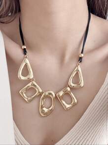 1pc Fashion Minimalist Minimalist Metal Irregular Geometric Short Choker Necklace,Suitable For Women As Daily Wear Jewelry Accessory, Gift