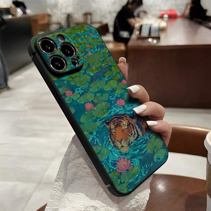 Tiger In Serene Water Themed Phone Case Designed With Vibrant Artistic Patterns Compatible With IPhone 16 15 14 13 12 And 11 Pro Models And Made Of TPU Protective Material Ideal Choice For Family Friends Young People Birthdays Holidays Boyfriends Girlfriends And Valentine's Day Gifts - 黑色 - 查看 1