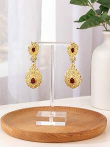 1 Pair Of Moroccan Style Hollowed-Out Flower Pattern Carving Drop-Shaped Earrings, Golden Color, Suitable For Wedding, Party Or Daily Wear