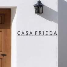 Targa personalizzata in metallo con nome della casa, targa per la casa da esterno, cartelli da casa tradizionali, regalo di inaugurazione della casa, targa in metallo "Casa", targa con nome della casa, multifunzione, durevole, ornamentale, riutilizzabile, raffinata, elegante, di alta qualità, colorata, moderna, personalizzata, unica, per casa, giardino, ufficio, per anniversari, San Valentino, festa della mamma, compleanni, festa del papà, laurea, matrimoni, inaugurazione casa, decorazione per la casa
