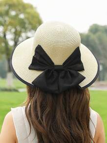 Chapeau de paille pour femmes, grand bord pliable avec nœud papillon, ouverture sur le dessus pour queue de cheval, style unique et chic, mode coréenne pour l'été