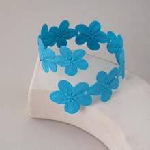 1 Stück minimalistische, modische geometrische Blüten-Charm-Armband für Damen