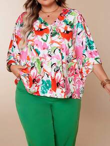 女士宽松蝙蝠袖花卉印花衬衫，粉色单排扣 V 领半袖优雅大码衬衫，度假夏装