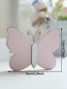 1pc Of Cute And Delicate Butterfly Theme Decorative Ornaments. These Butterflies Have Rich Colors, And Each Butterfly Is Equipped With Delicate Curled Antennae, Exuding A Simple And Charming Atmosphere. It Is Suitable For Nature Lovers And People Who Like Sweet Style Decorations. It Is Perfect For Display On Shelves, Desks Or Windowsills, Adding A Touch Of Natural Beauty And Sophistication To Any Space