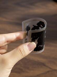 1 baraja de 55 cartas de juego de plástico transparente con gráficos impresos a color de dragón/tigre, resistente al agua, para juegos de mesa clásicos en casa, viajes o regalos de Navidad, Halloween y Acción de Gracias