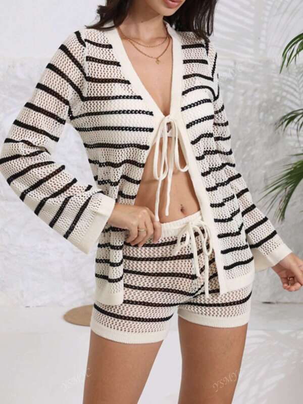 Conjunto tejido de rayas en blanco y negro con cordón de amarre de estilo casual, contraste de colores, primavera despreocupada