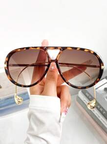 New Full Frame Fashion One-Piece Glasses, Gradient Lens, Retro Double Bridge Glasses, Distinctive Metal Temples, Suitable For Travel, Decoration And Holiday Outfits, Fashionable Glasses For Summer Beach Vacation,Outdoor,Travel