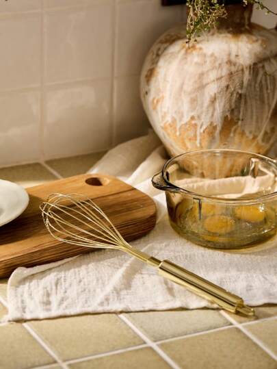 Cirelle قطعة واحدة خفاقة بيض من الفولاذ المقاوم للصدأ، خفاقة بيض محمولة باللون الذهبي لاستخدام المنزل، ضروريات مطبخ راما، للاستخدام المنزلي، لوازم مطاعم راقية، هدية ترحيب بالمنزل، استخدام الحفلات، تناول الطعام العائلي، الاستخدام بعد الظهر للشاي