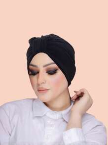 1pc Minimalist Solid Color Beanie Hat, Flattering Design For Daily Use