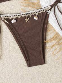 Nuevo conjunto de traje de baño con diseño de tirantes de espagueti, espalda descubierta y decoración de concha de estilo suave - Marrón - View 4