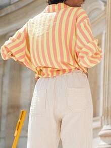 1 件女士休闲、宽松、舒适的长袖条纹纽扣衬衫，适合通勤、日常穿着、春季旅行、咖啡约会、户外派对、返校、度假