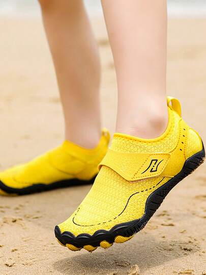 Children's Outdoor Sports, Casual, Fashionable, Anti-Slip, Comfortable And Breathable Beach Shoes, Five-Finger Shoes, Yoga Shoes, Suitable For Both Boys And Girls, Barefoot Water Shoes, Lightweight, Anti-Slip And Quick-Drying Water Shoes, Suitable For Both Boys And Girls. Suitable For Beaches, Swimming, Hiking, Surfing And Yoga