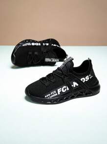 Zapatos deportivos para niños de malla transpirable, suela blanda antideslizante y ligera, zapatos de running cómodos y de moda para niños y jóvenes