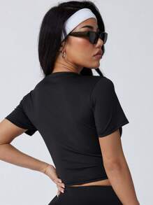 1pc Women Classic Black Round Neck Short T-Shirt - Knit Fabric, 220g/M², 86% Polyester 14% Spandex, Medium Stretchiness, Comfortable, Essential For Workout, Yoga, Casual Outing, Suitable For All Seasons