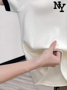 女款四条纹短袖猫咪印花修身T恤