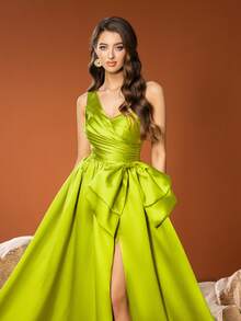 Faeriesty Elegant Satin One-Shoulder Formal Dress, Featuring Eye-Catching 3D Bow Accent And Ruched Fitted Bodice - A-Line Skirt With Flowing Silhouette, Cinched Waist To Highlight Waistline, Floor-Length Gown For Graceful Look, Ideal For Formal Occasions Like Galas And Birthdays - Green - View 5