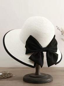 Chapeau de paille pour femmes, grand bord pliable avec nœud papillon, ouverture sur le dessus pour queue de cheval, style unique et chic, mode coréenne pour l'été