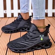 Atmungsaktive Damen Lässig Schuhe mit geflochtenem Sohlendesign, bequeme Mesh Schnürschuhe, vielseitige Sportschuhe für Lässig