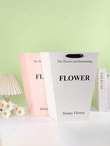 1/5pcs Trapezoid High-Quality White Gift Bags, Suitable For Newborns, Mother's Day, Christmas, Valentine's Day And Other Occasions, Can Be Used As Flower Gift Bags, Daily Gift Bags, Creative Gift Bags, Holiday Party Wedding Gift Boxes, Flower Shop Gift Bags, Birthday Gift Bags, Women's Gift Bags, Men's Gift Bags, Gift Bag Sets, Handled Gift Bags, Baby Christening Gift Bags, Small Gift Bags, Etc.