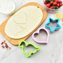 8pcs Bread Cutting Mold/Baking Creative Cartoon Biscuit Mold/Star Shaped Flower Shaped Butterfly Shaped Christmas Tree Shaped Heart Shaped And Various Shaped Molds/Sandwich Mold Sandwich Bread Cutting Mold Biscuit Mold Cutter