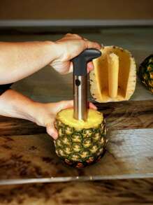 Edelstahl-Ananas-Scheibenschneider, -Schneider & -Schäler Küchen-Obst-Schneidwerkzeug, Zufällige Farbe