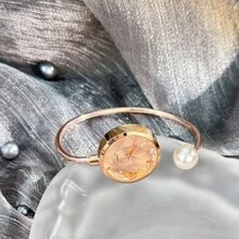 1 pièce Montre-bracelet fine et délicate pour femme avec 1 grande perle, cadran en verre taillé en diamant, montre à quartz minimaliste