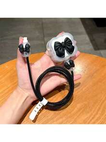 5 Peças/Conjunto de Acessórios de Carregador Compatíveis com Adaptador de Carregador Padrão Britânico de 20W, Incluindo: Protetor de Cabo 16 Pro Max, Enrolador de Cabo, Fixador de Cabo, Cabo Anti-Quebra, Protetor de Cabeça de Carregador em Formato de Laço - Rosa chiclete - Visão 3