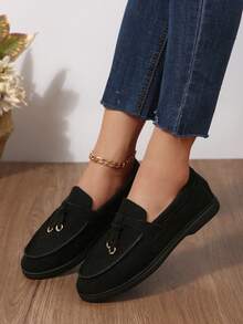 Nuovi mocassini slip-on, scarpe da guida alla moda e morbide con decorazione in metallo, scarpe casual e confortevoli per viaggiare, lavorare, mamme