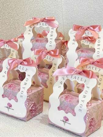 10件/20件情人节新款ins风喜糖盒 小众高端结婚喜糖袋 创意结婚喜糖礼盒 巧克力盒 结婚订婚清新简约礼盒 手持结婚喜糖盒 纪念礼物