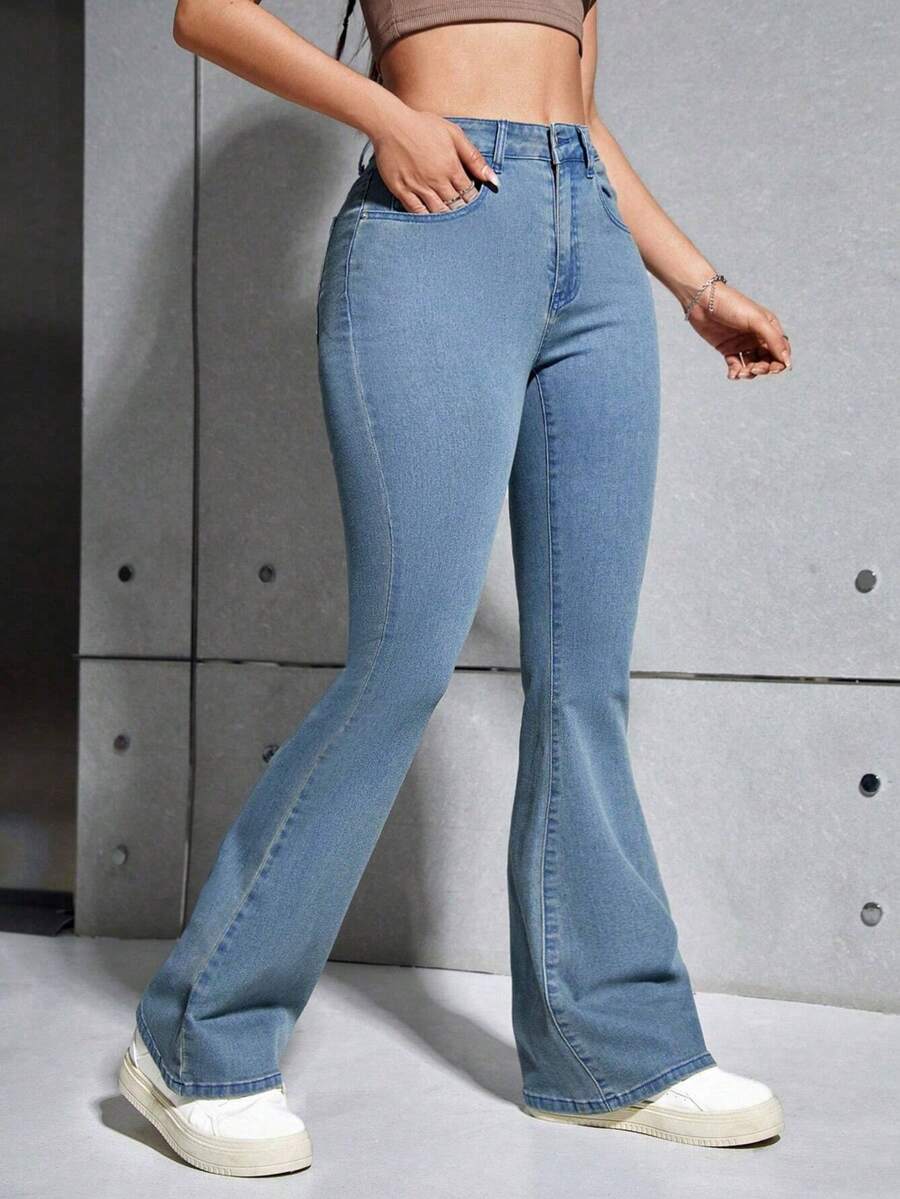Mujeres Pantalones vaqueros de lavado en plano azul Micro-Flared Jeans Estilo sencillo Jeans de vestir casual Pantalones de denim para uso diario - Azul - Ver 1
