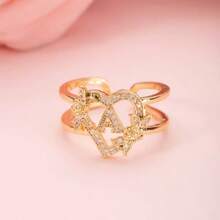 1 pièce Bague cœur initiale en or avec cubic zirconia cubique exquise. 26 lettres de A à Z, personnalisé avec nom. Anneau de manchette floral réglable ouvert. Bijoux personnalisés pour femmes et filles, convient pour usage quotidien, anniversaire et cadeaux