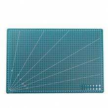 This Colored Stationery Cutting Mat Has A Thickness Of 1.4 Millimeters And Is Suitable For A3, A4, And A5 Sizes. It Is An Art Carving Board Designed Specifically For Hand Stickers, Carving, And Other Purposes. It Is Particularly Suitable For Tools Used In Carving Exams. Its Waterproof And Durable Features Make It Very Practical For Various Craft Projects.