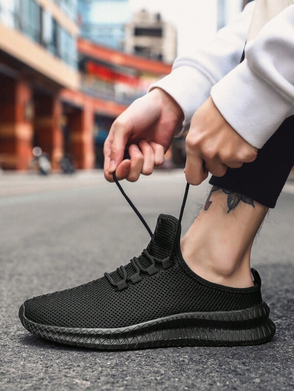 Men/Unisex New Breathable Flat Round Toe Running Sneakers, Lightweight And Fashionable