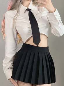 短款、黑色、不系领带、休闲领带，具有百搭的学院风，可作为情人节或开学礼物。非常适合在学校日常佩戴。