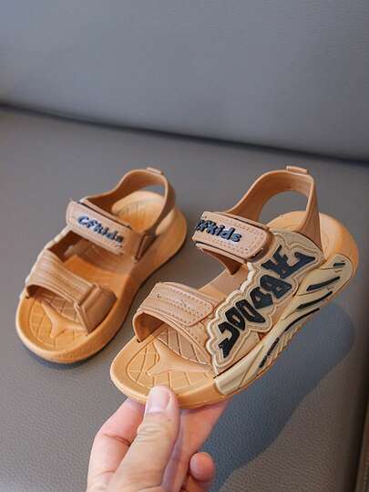 1 Pair 2026 New Green Popular Boys' Slippers, Fashionable Soft-Sole Sports Sandals For Boys And Girls, Durable Non-Slip Thick-Soled Beach Slippers For Toddlers And Little Kids