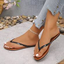 1 Pair Women's Summer New Solid Color Fashion PU Leather Comfortable Non-Slip Strap Flip Flop Sandals, Suitable For Holiday, Beach Trip And Daily Outfit