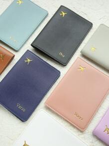 2 PEÇAS Conjunto de Porta-Passaporte e Tag de Bagagem Personalizados Nome Monocromático Dourado em Couro Sintético com Tag de Bagagem, Carimbo a Quente Personalizado, Acessórios de Viagem Feitos à Mão, Cartão Documento Presente de Aniversário Chic para Amigos, Madrinhas, Verssátil, Básico, Personalizado, Único, Personalizado, Para Aniversários, Para Férias/Viagens, Para Exterior/Saídas/Viagens/Caminhadas/Estádio/Esportes/Escalada, Para Negócios/Cômodo/Trabalho/Escritório, Material Escolar, Volta às Aulas, Para Escritório, Para Escola, Para Sala de Aula, Para Presentes de Professor, Para Universidade, Para Colegas, Para Quartos de Dormitório, Para Professor, Para Meninos e Meninas, Para Adolescentes, Alunos do Ensino Médio, Alunos do Ensino Médio, Alunos da Faculdade, Alunos da Universidade, Calouro, Veterano, Alunos do Ensino Fundamental