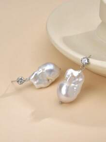 1 paire de boucles d'oreilles en argent sterling 925 pour femmes avec perle naturelle et zircone cubique. Cadeau pour la fête des mères, la Saint-Valentin, l'anniversaire, le mariage, les fiançailles, la mariée