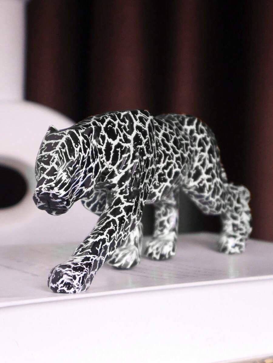 水转印猎豹树脂雕塑，适合家庭或办公室的桌面装饰雕像 - 彩色 - 查看 1