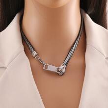 Collar con cremallera de diseño único y personalizado, apto para uso diario